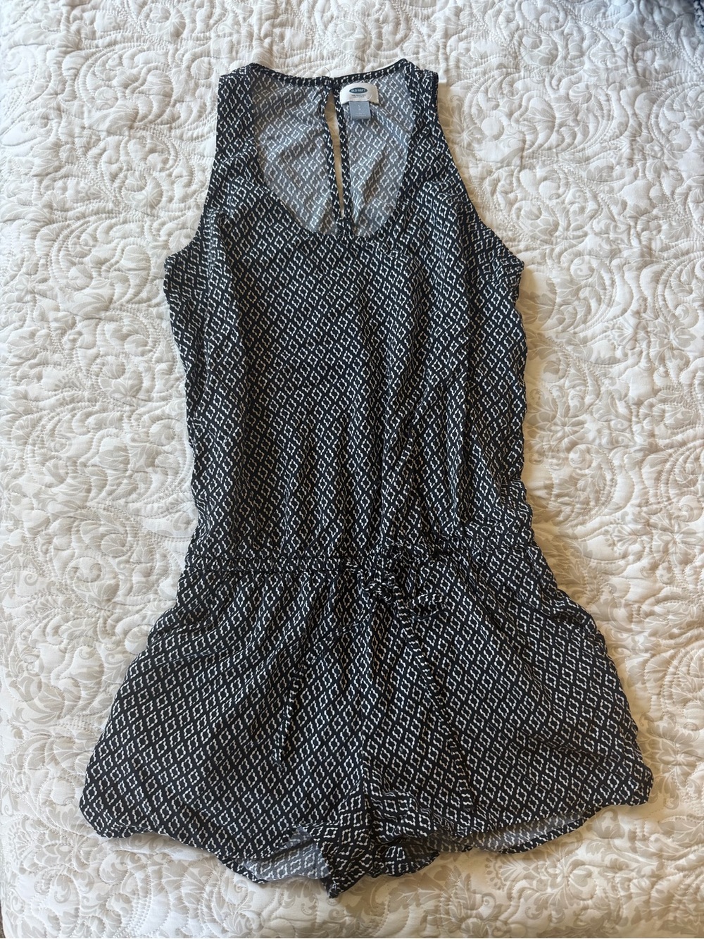 Old Navy Black and White Patterned Sleeveless Romper